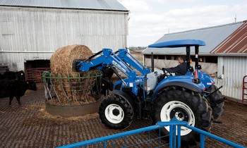 CroppedImage350210-newholland-622TL-frontloaderattachment.jpg