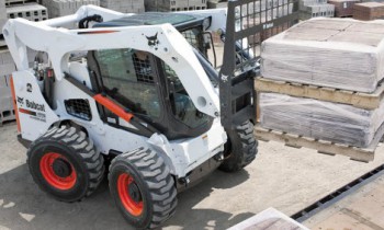 CroppedImage350210-Bobcat-A770-2015.jpg