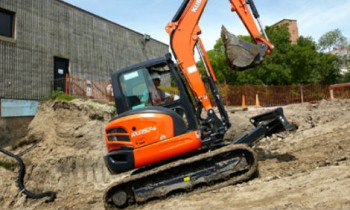 CroppedImage350210-Kubota-KX057-04-2015.jpg
