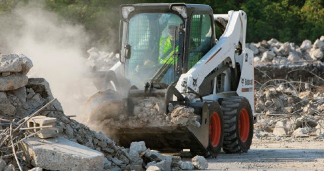 CroppedImage660350-Bobcat-S570-2015.jpg